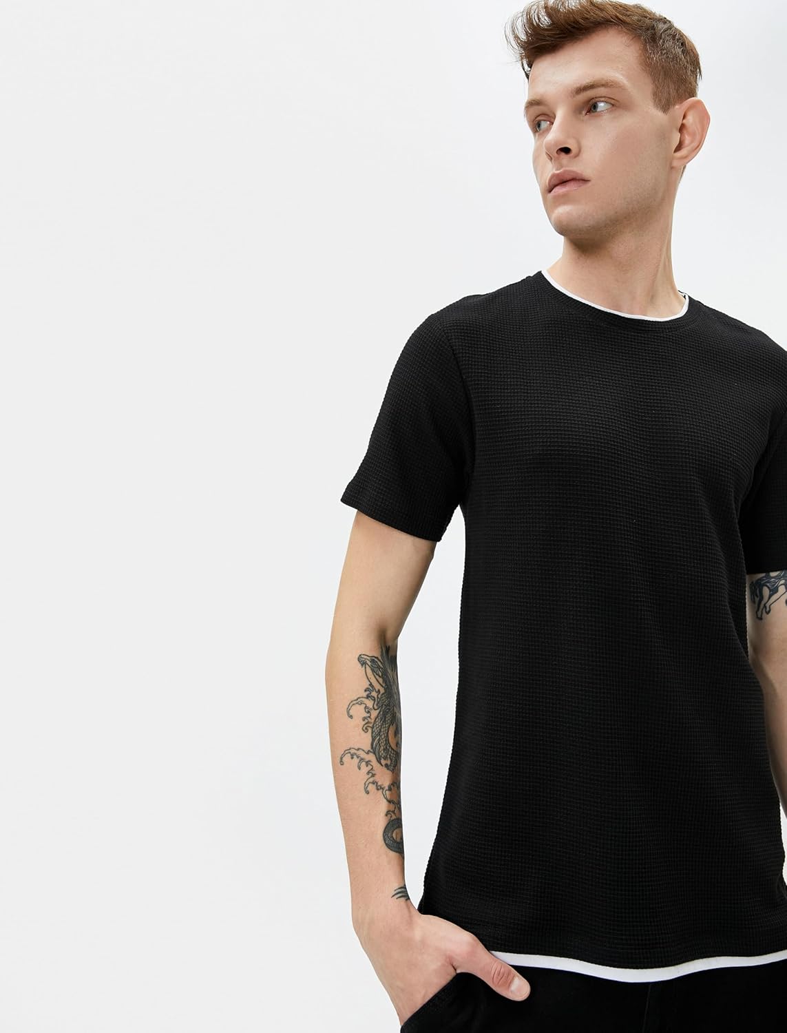 KOTON Mens Cloth Detail Crew Neck Slim Fit Textured Basic Tshirt 2026 - view 3