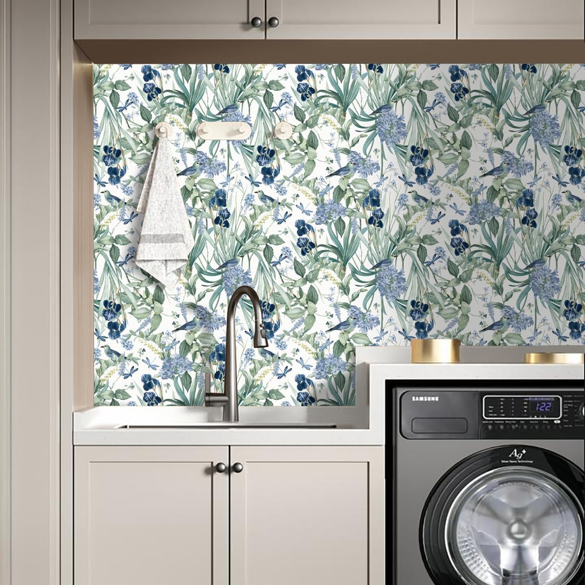 Floral Wallpaper Peel and Stick Blue Flower Contact Paper 16.9inch x118.1inch Vintage Wall Paper Floral Bird Wallpaper for Cabinets Shelf Liner Removable Decor Waterproof White and Blue Vinyl