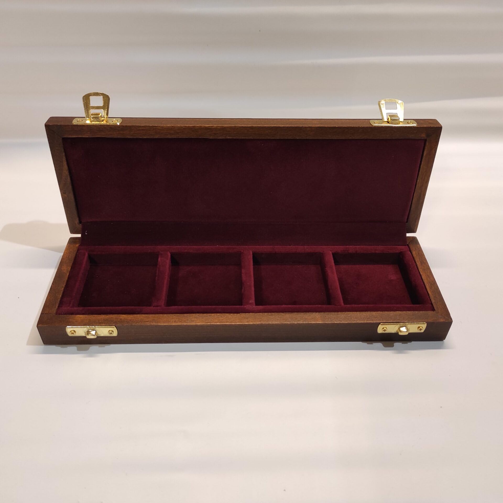 Cofanetto per monete da collezione serie Aratrice 1912 Vittorio Emanuele III, legno massello e velluto, 4 scomparti, artigianale Made in Italy – Coins&More