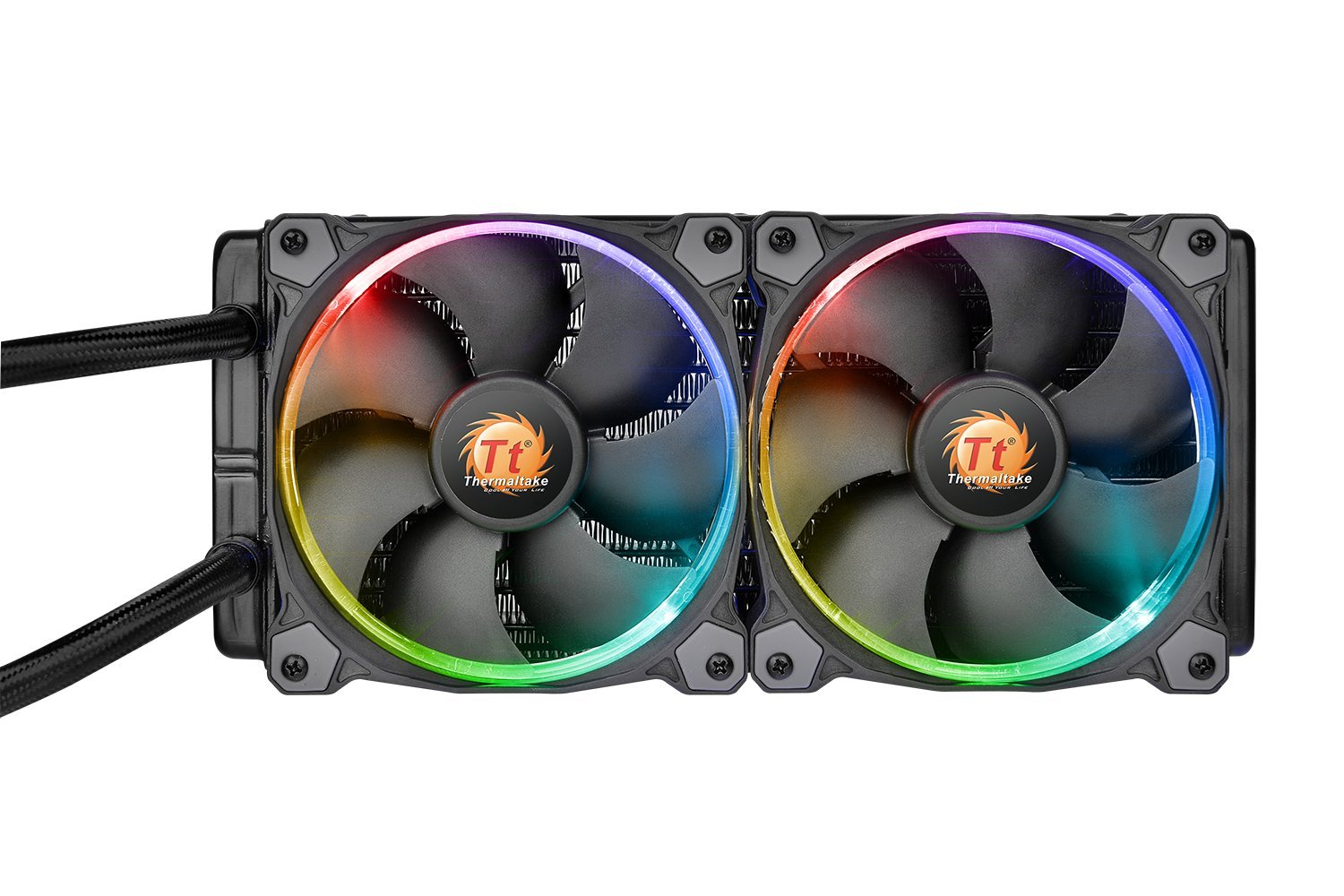 Крупный план view of the two Riing RGB fans mounted on the radiator
