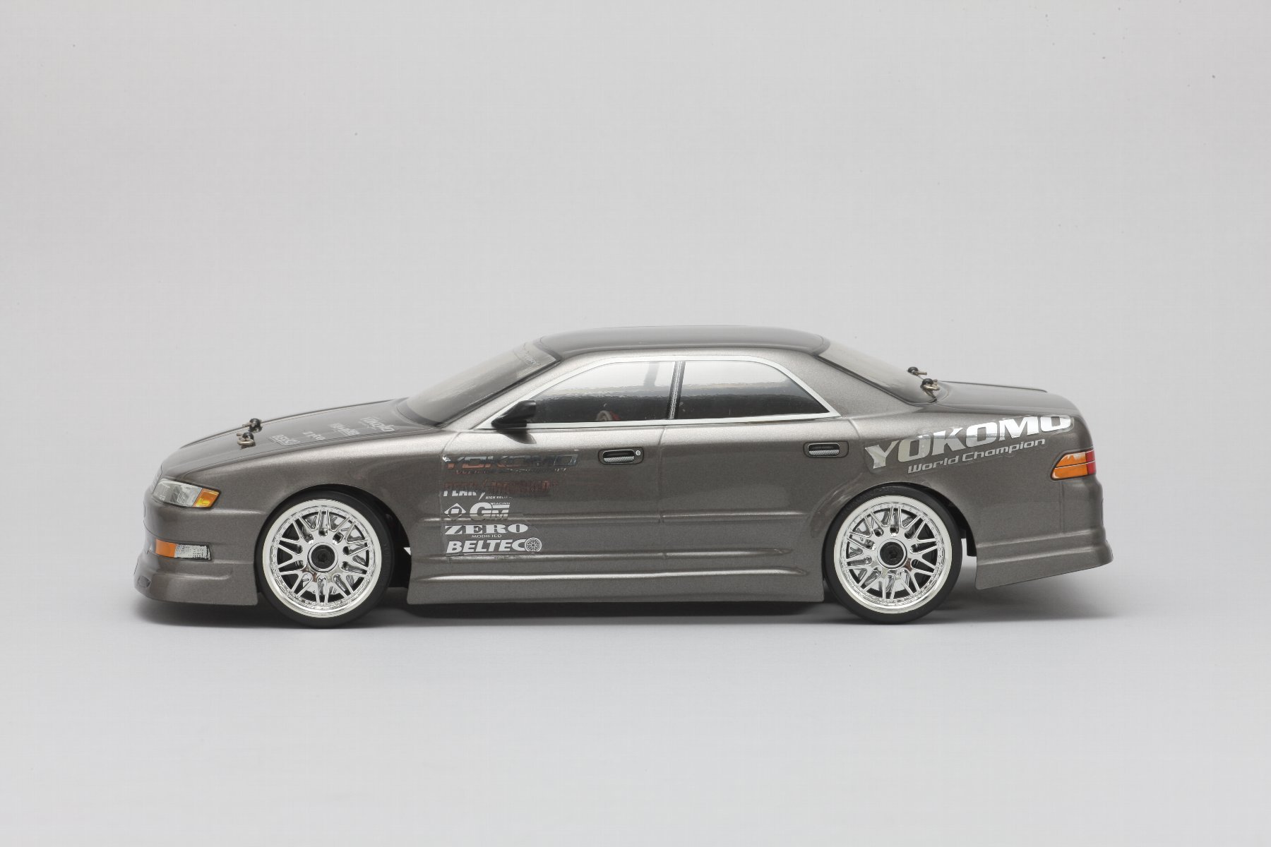 Yokomo ラジコンTOYOTA MARKⅡ JZX90 未使用品 Yokomo DPF-90G3A Toyota JZX90 Mark2 Ready to Run Full Set : Amazon