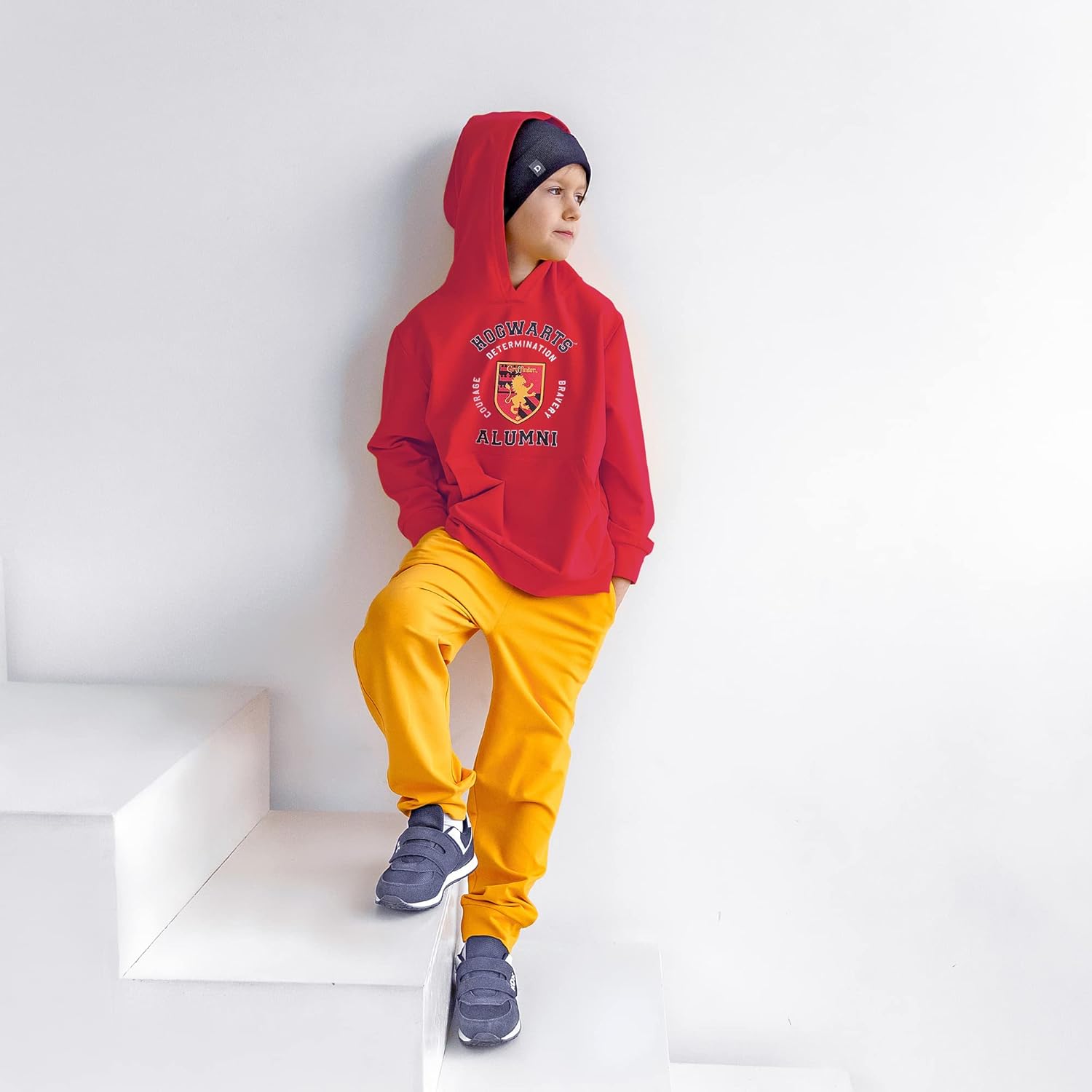 Harry Potter Gryffindor Red Alumni hoodies, Large - Image 4