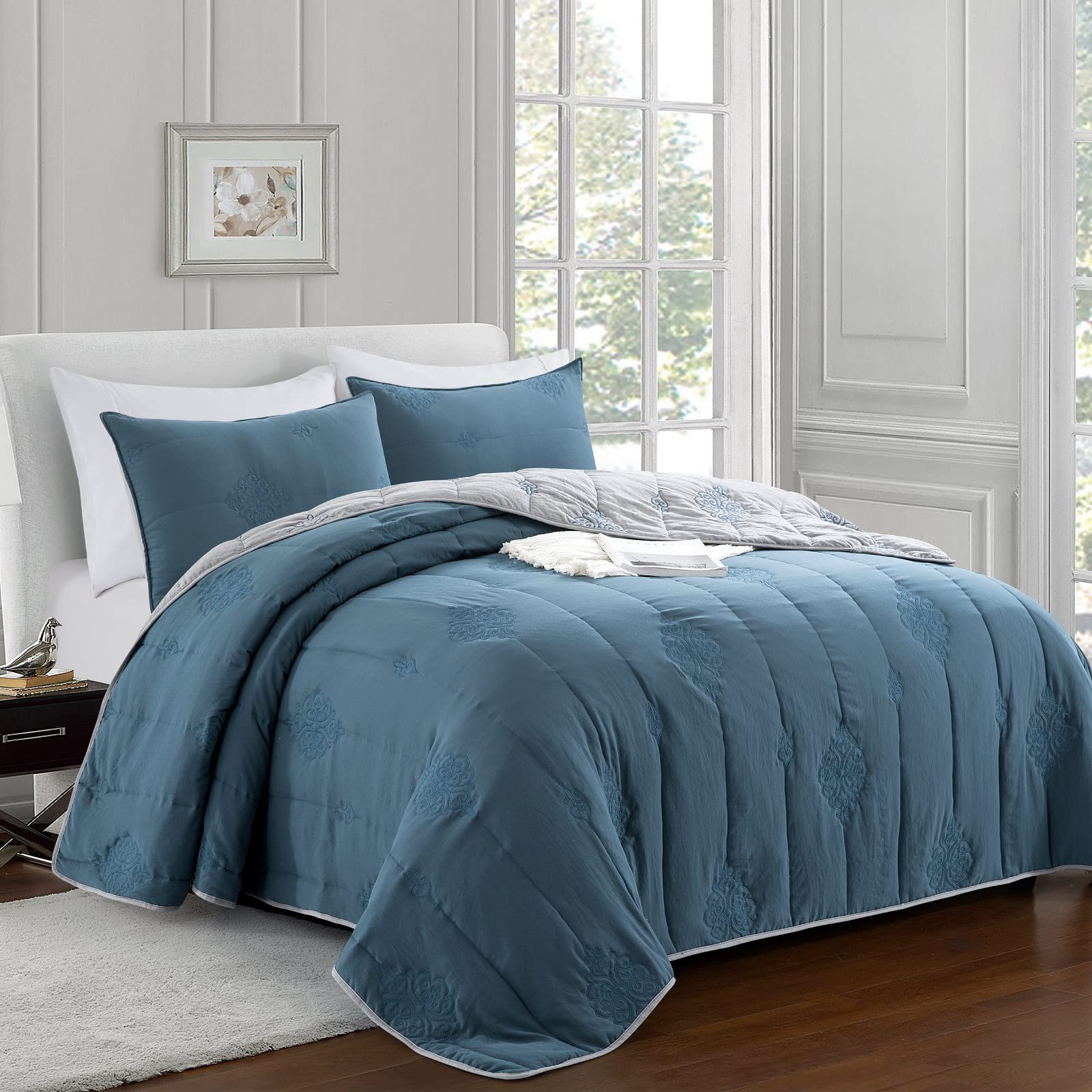 Sophia & William 3 Pieces Quilt Set Twin with 1 Quilt and 2 Shams, Double Sided Stitching Diamond Patterns Design Coverlet Bedspread Set All Season,Cozy and Lightweight Bed Cover, Navy & Grey