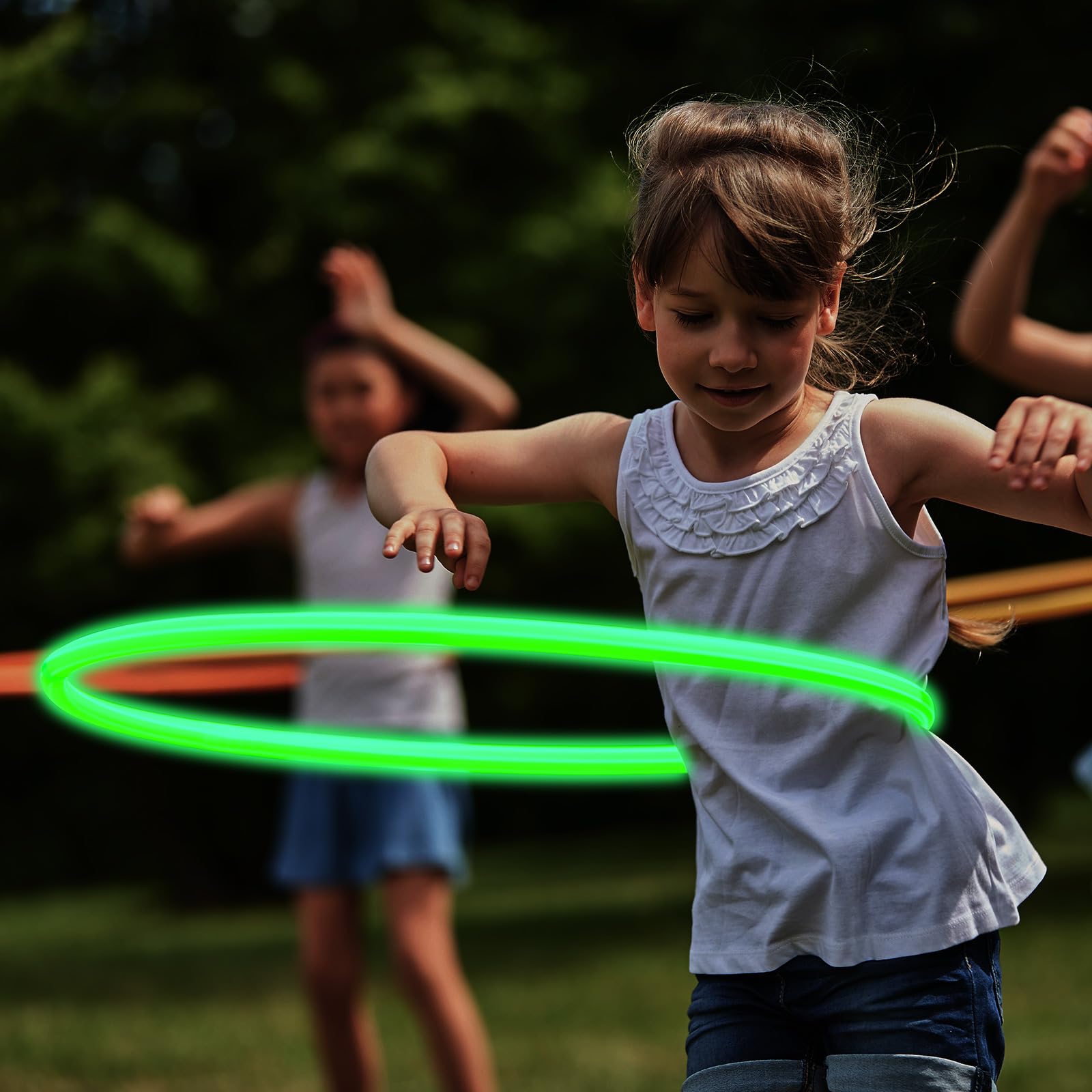 ShinyRelief Glow in The Dark Exercise Hoop 32 Inches Light up Hoop Detachable Exercise Dance Hoops Gift for Christmas Party Games Workout Dance Gymnastics - Image 2