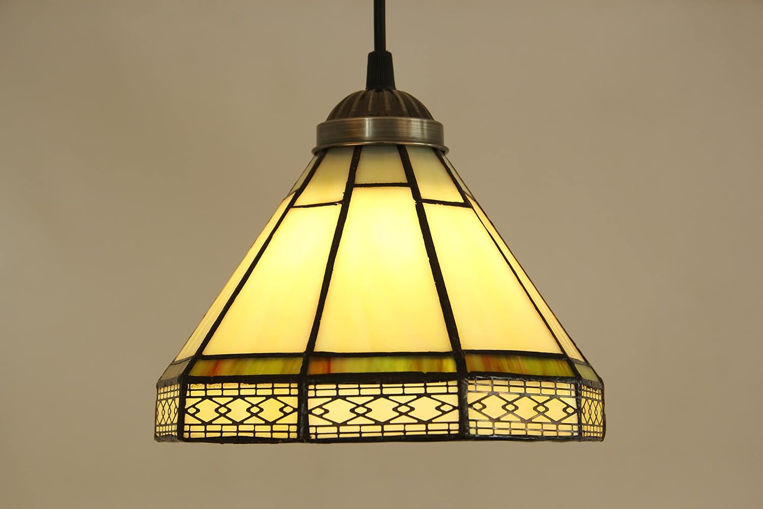 Speculo Lighting Tiffany Hanging Lamp W8 Inch Yellow Hexagon Lattice Stained Glass Shade Antique Brass Finish Iron Lamp Base for Living Room Bar Antique Art Craft Gift