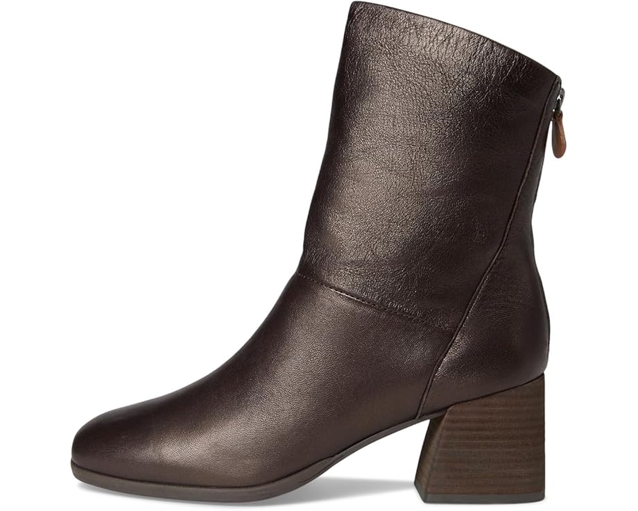 Gentle Souls by Kenneth Cole Saranac - Left View