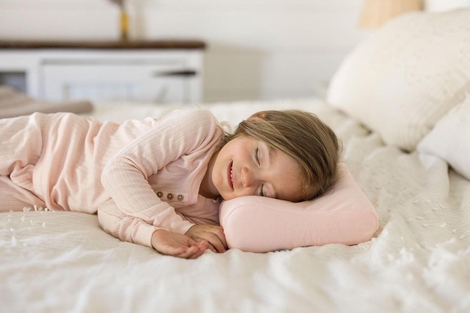 Tiny Twinkle Toddler Pillow with Fitted Pillowcase | Ergonomic Shape with Resilient, Cloud-Like Memory Foam for Comfortable Sleeping | Kids Travel Pillows (Pink)