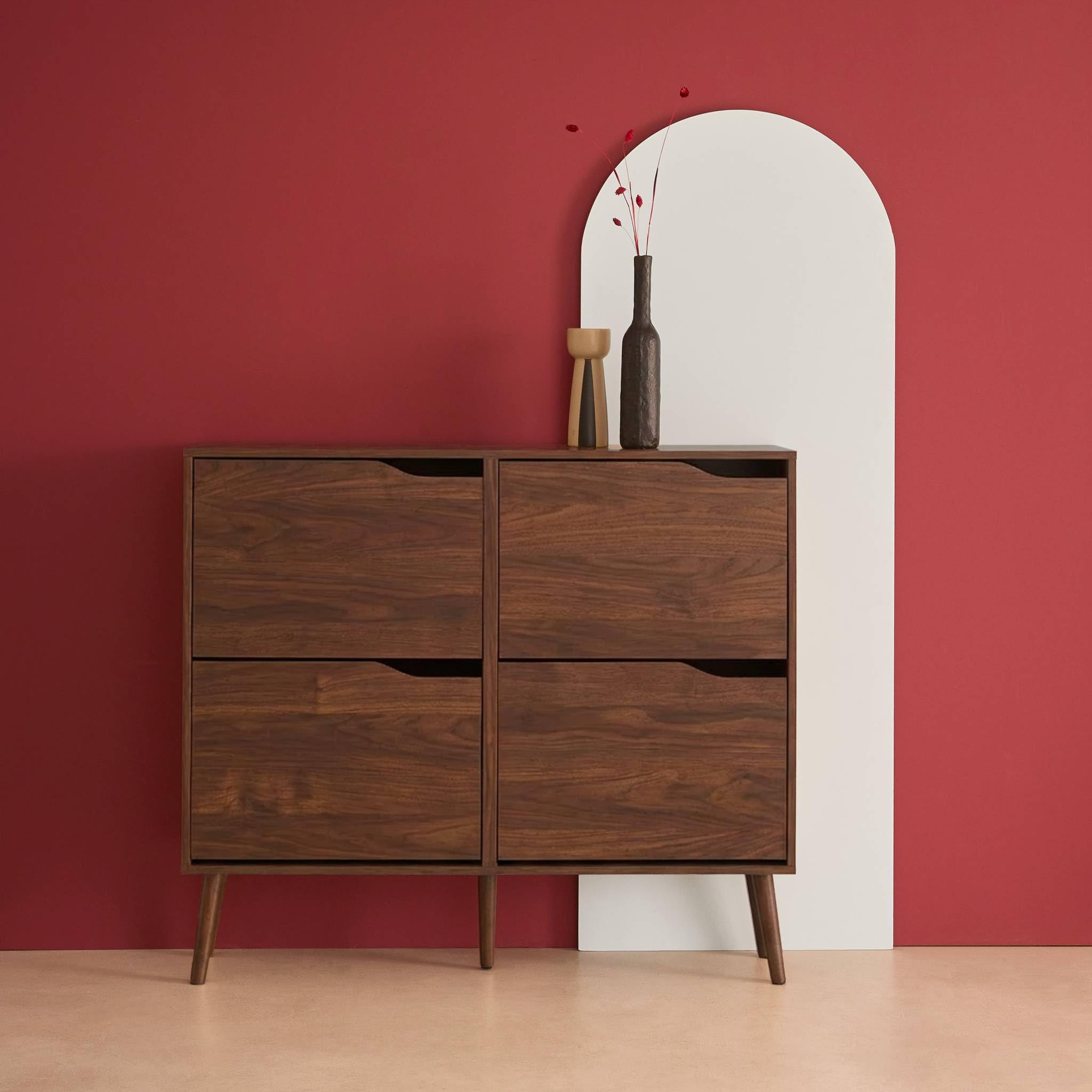 sweeek Scarpiera con Decoro Effetto Legno, 4 Ante Noce - 110x23x96 cm