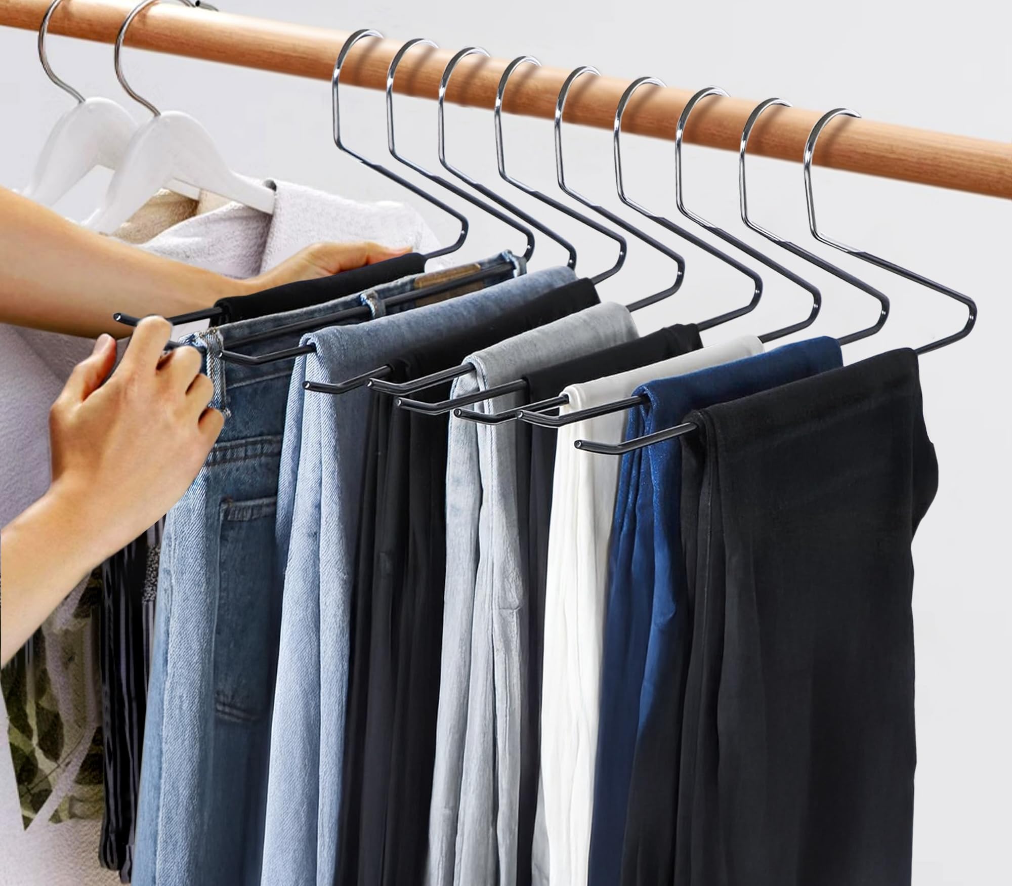 Perchas para Pantalones Ahorra Espacio. Pack de 20 Unidades. Resistentes. Metalicas. Antideslizantes. Lado Abierto. Sin Pinzas. Organizador Armario. Vaqueros, Bufandas, Chinos, Chandal, Jeans.