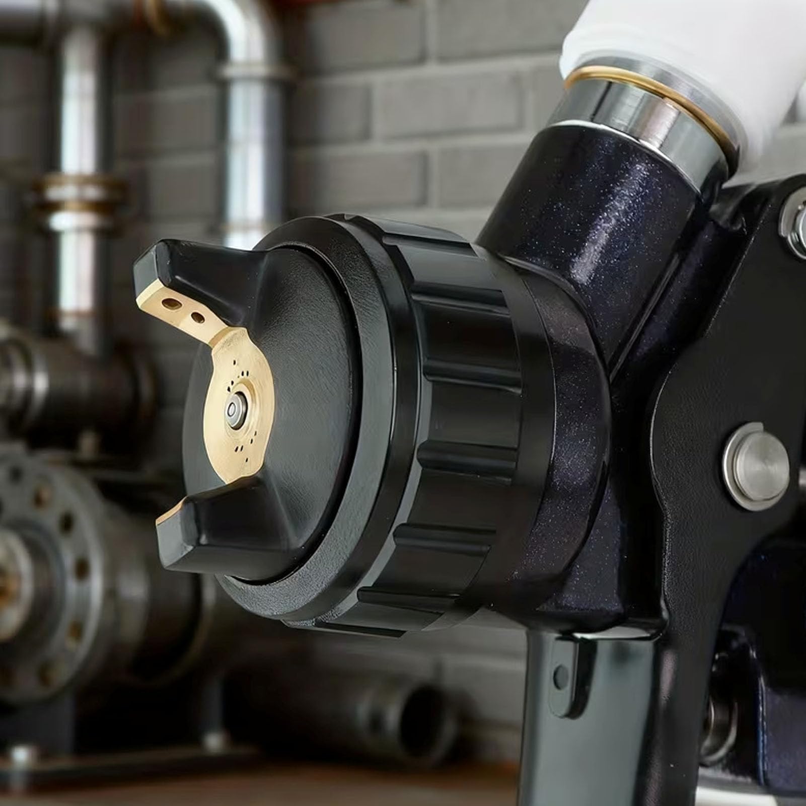 Fabater Pistola HVLP per Verniciatura, Aerografo con Ugello da 1,7mm e Serbatoio da 600ml Riutilizzabile, a gravità per Auto, Verniciatura Mobili e Pareti