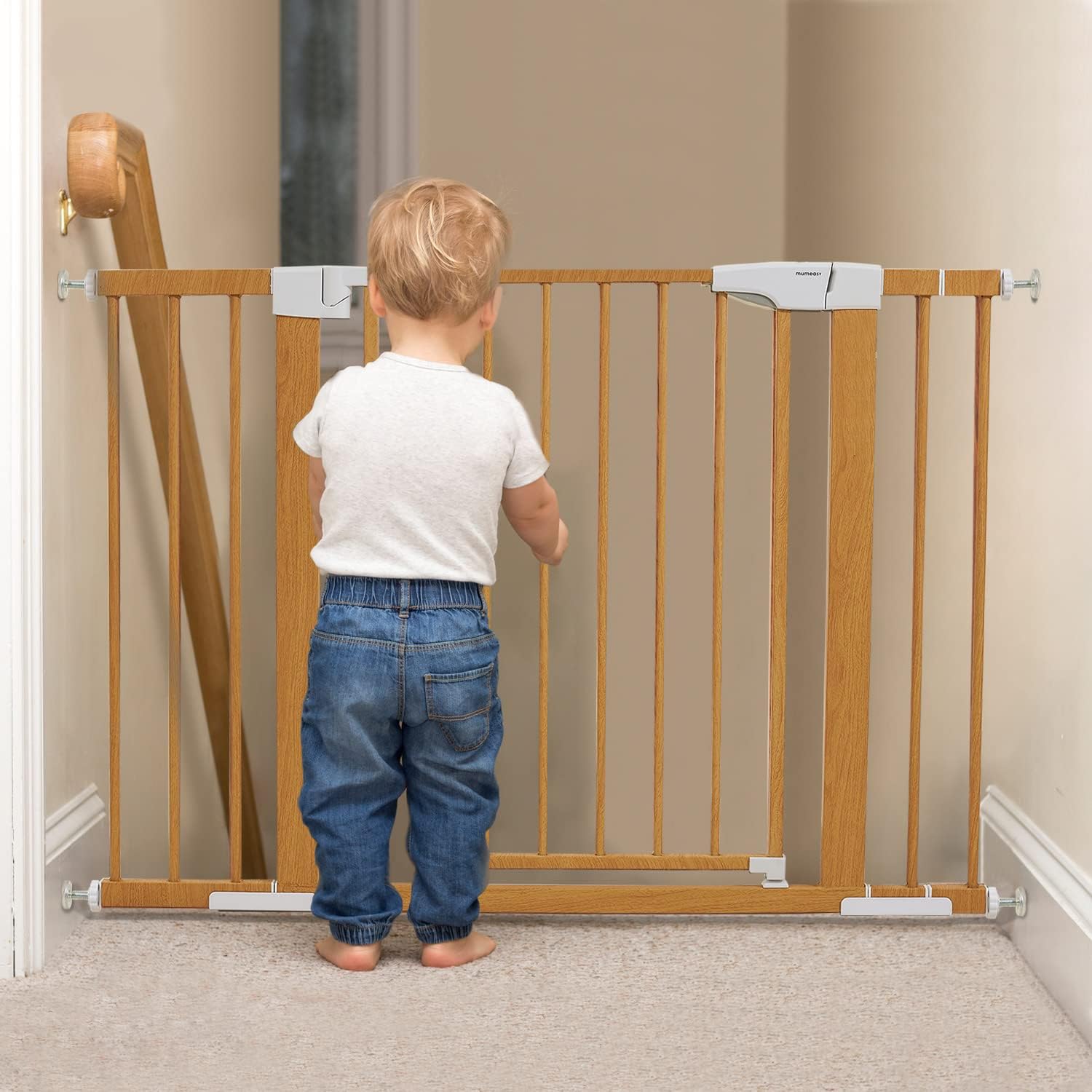 Mumeasy No Bottom Bar Baby Gate for Stairs (Wood)