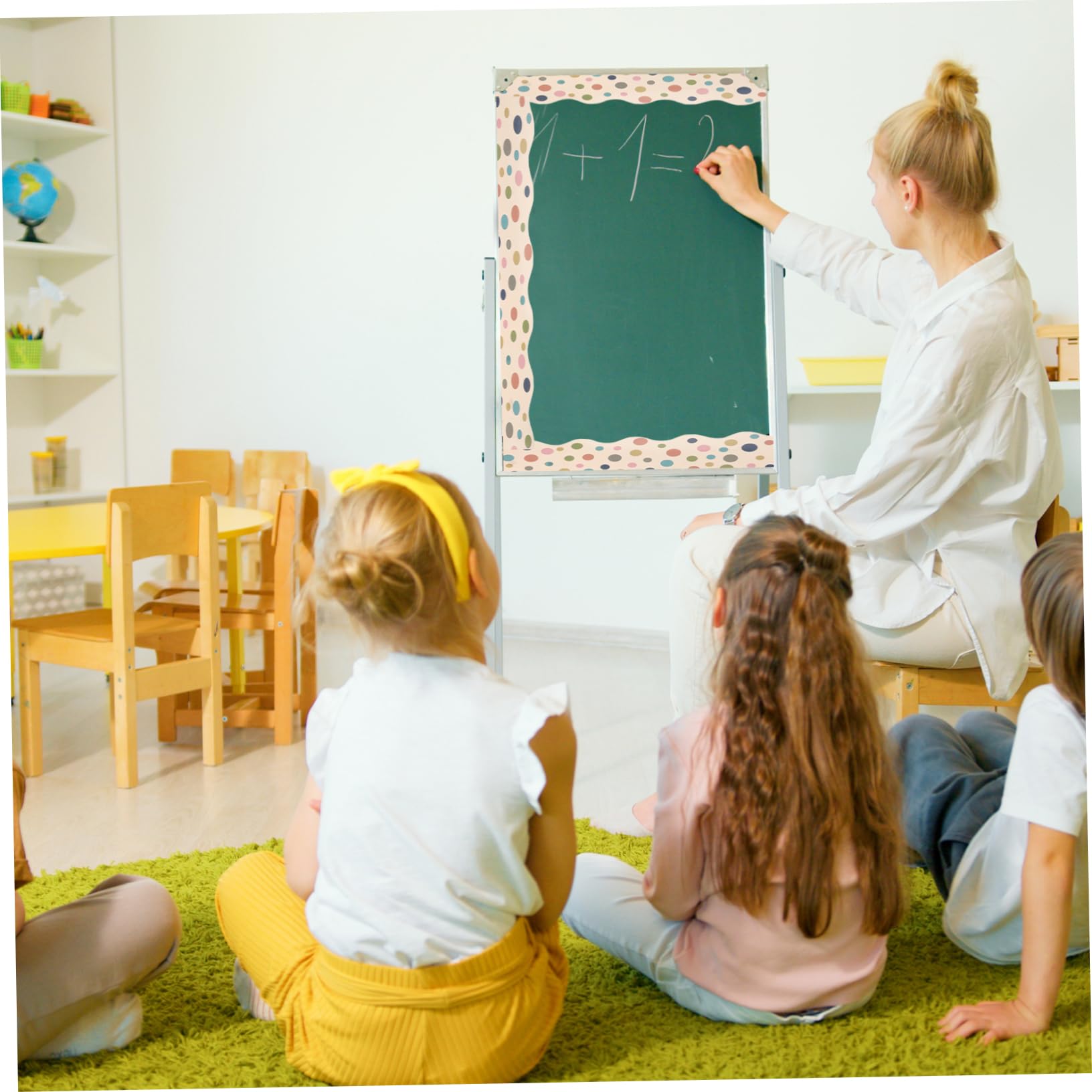 Yardenfun 5 Rollen Wasserfeste Ränder für Klassenzimmer Pinnwände aus Selbstklebendem Papier Einfache Anwendung und Stilvolles Design für Schwarze Bretter