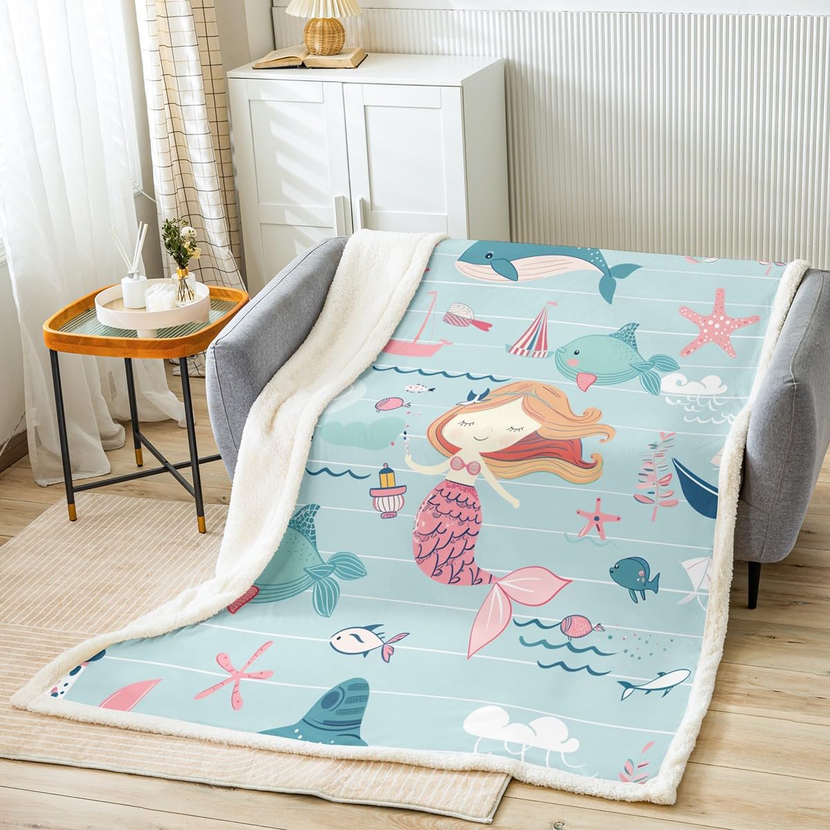 Feelyou Cartoon Mermaid Fleece Throw Blanket Fish Beach Ocean Coastal Sherpa Blanket for Kids Boys Girls Mermaid Plush Blanket Soft Bed Blanket 60"x80