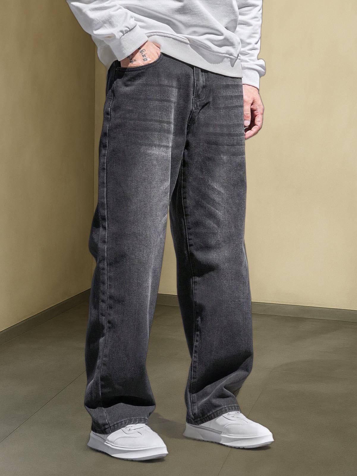 Loose Fit Mid Rise Dark Grey Men Denim Jeans