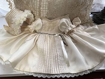 新作　50㎝前後のビスクドールのお嬢様用　ドレスとボネ　ペチコート　　未使用品 新作 50㎝前後のビスクドールのお嬢様用 ドレスとボネ