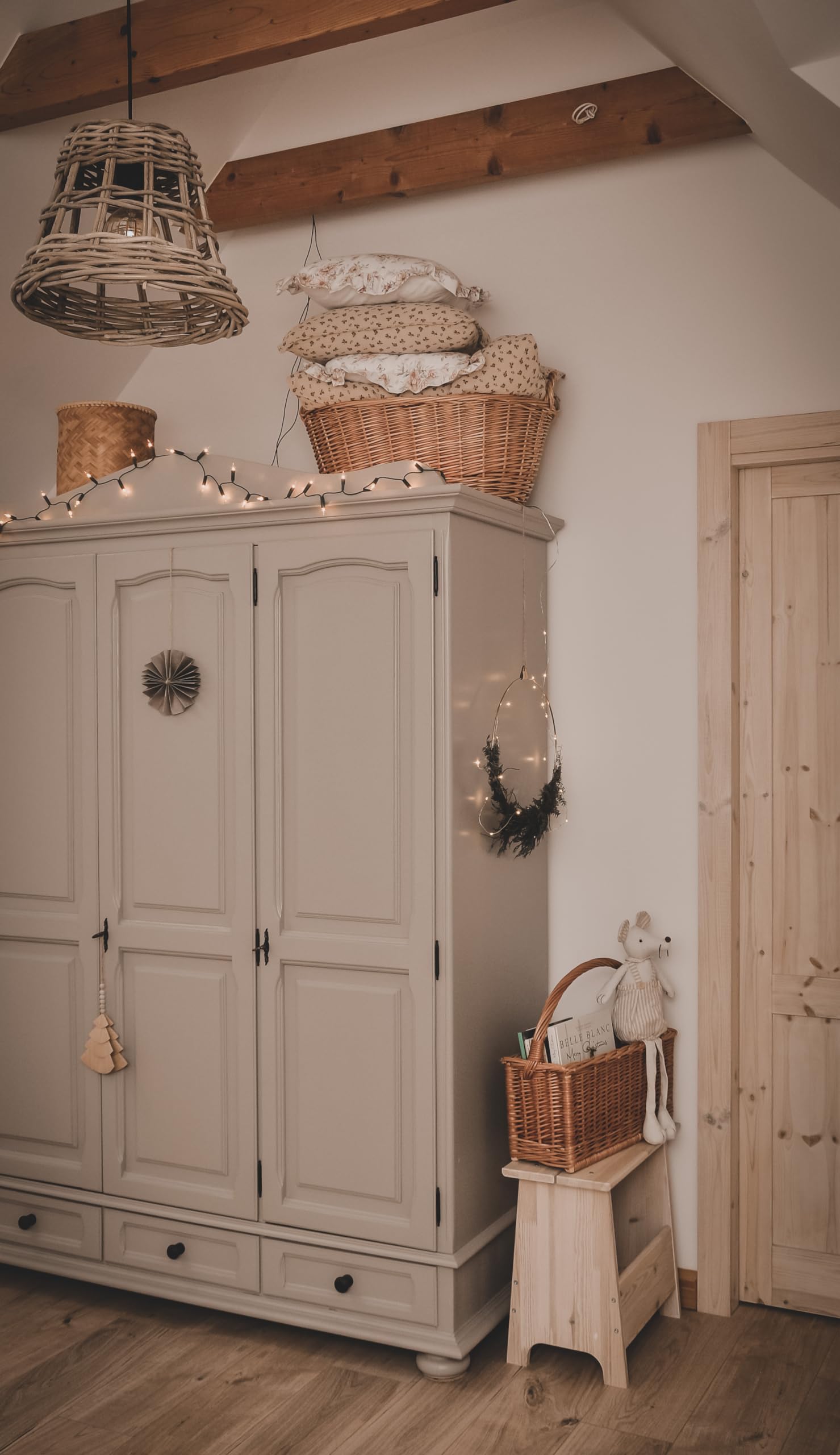 e-wicker24 Panier à magazines en osier, porte-revues, panier en osier, panier pour ranger journaux, rangement pour journaux et livres pour la maison (Naturel)
