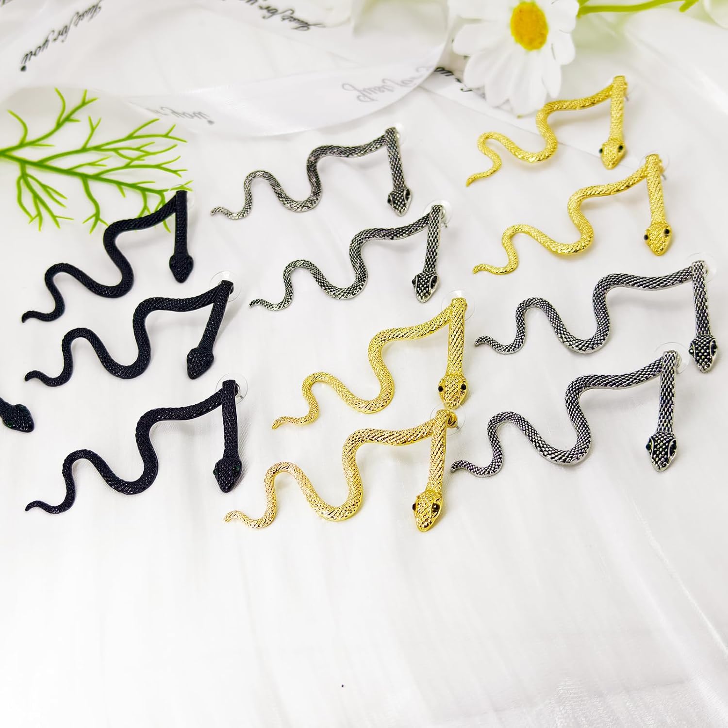 Retro Snake Earrings for Women Gold Goth Snake Earrings Halloween Ear Jewelry Halloween Party Jewelry Gift - Image 6