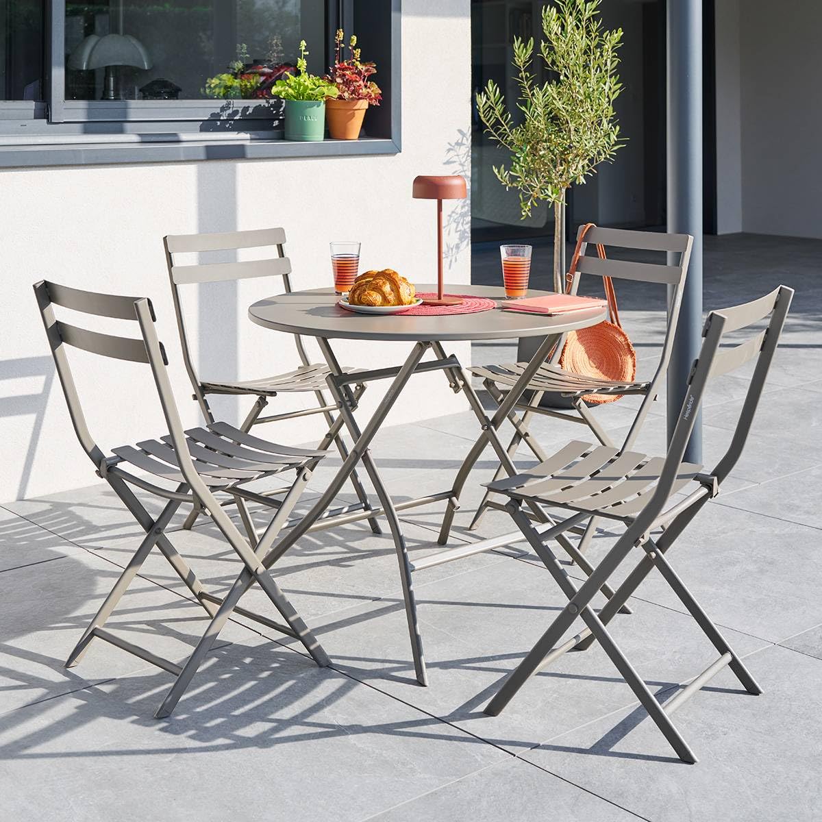 Hespéride - Tavolo da giardino rotondo pieghevole Greensboro per 4 persone - Acciaio rinforzato antiruggine - Arredamento per giardino, balcone e terrazzo
