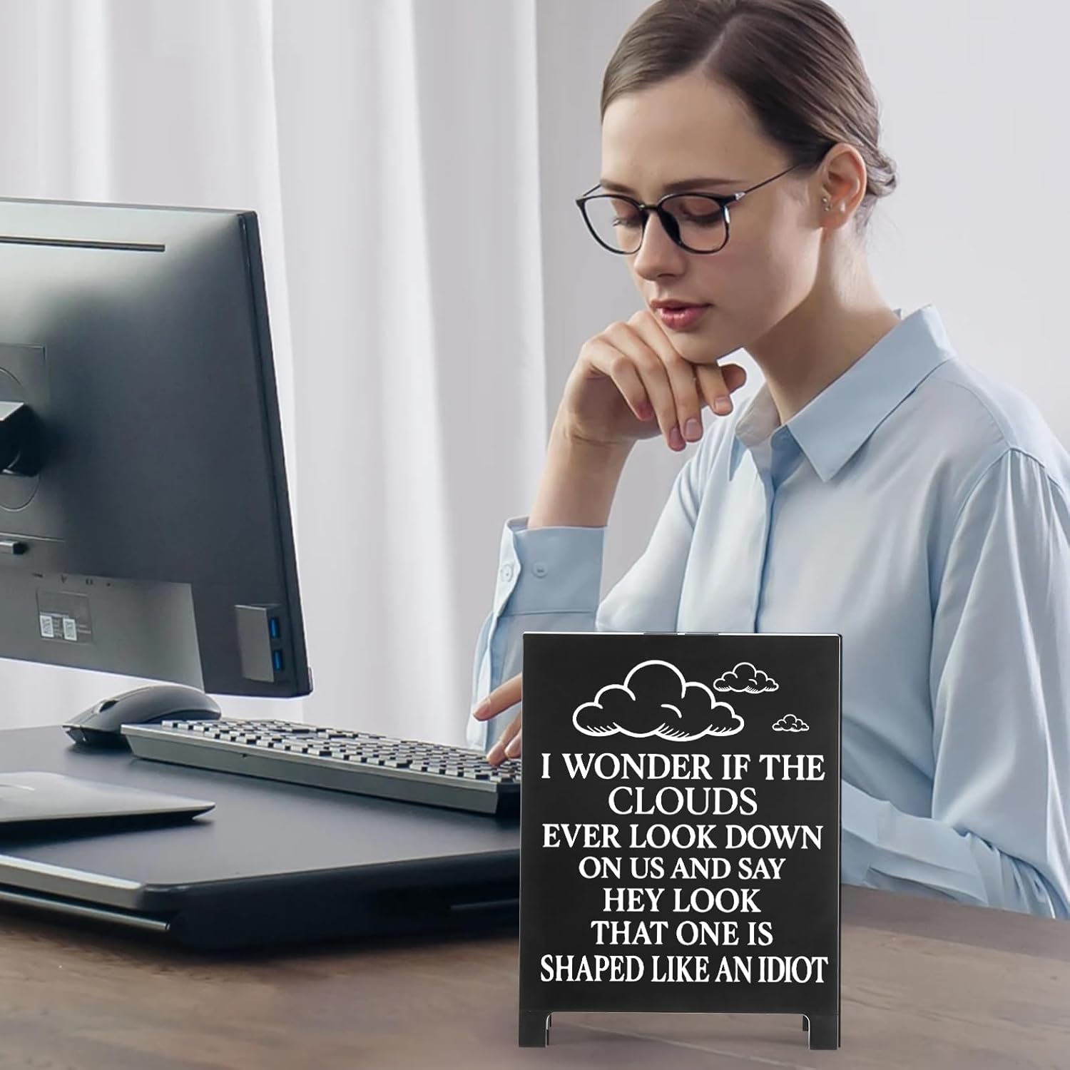 Funny Office Decor Coworker Gifts Satirical Desk Decor Funny Desk Signs Team Gag Gifts for Employees Boss Sarcastic Office Desktop Decorations Supplies Hey Look That One Is Shaped Like An Idiot - Image 5