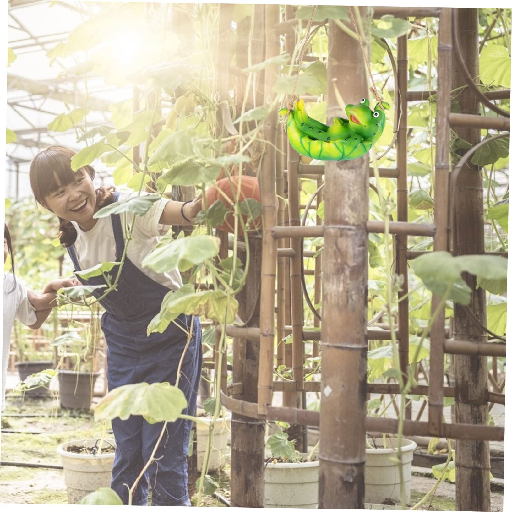 2stücke Outdoor Garten Deko Hängende Froschfigur Resin Kreative Und Lebendige Gartenornamente Für Innen Und Außenbereich Gartendekoration Und Accessoire