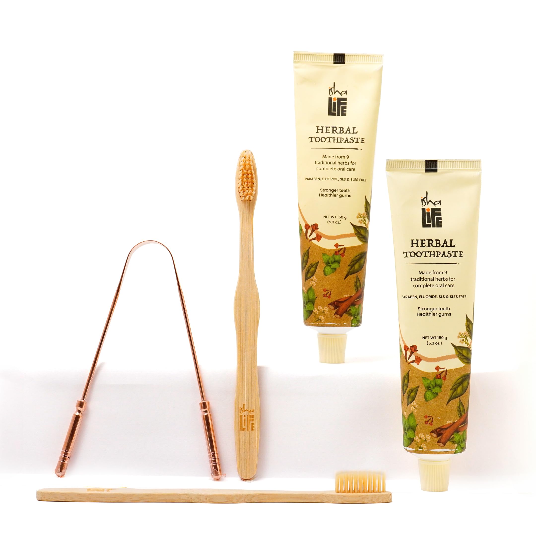 Isha Herbal Dental Family Care Pack [ 150 g Herbal Tooth Paste x 2, Bamboo Toothbrush Adult x 2, Copper Tongue Cleaner ]-image-33