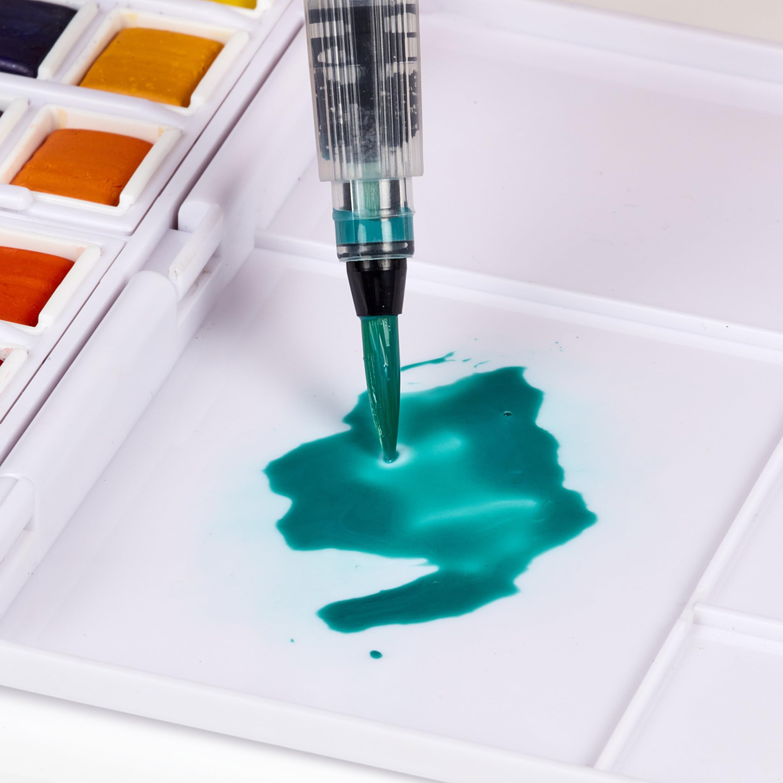 Derwent Watercolour Paint Pan Set of 24 4