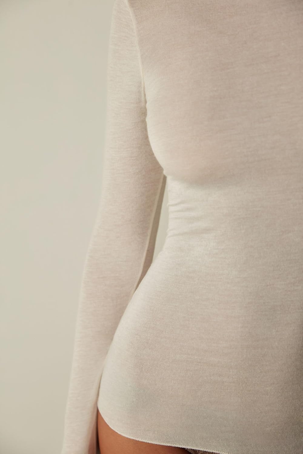 Intimissimi Woman's Sheer Boat Neck Modal Cashmere Ultralight Top - Image 6