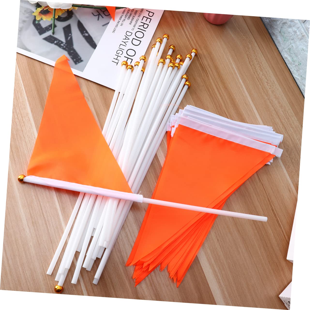 BESPORTBLE 50 Pièces Bannière Triangulaire Orange en Polyester et Plastique Portable