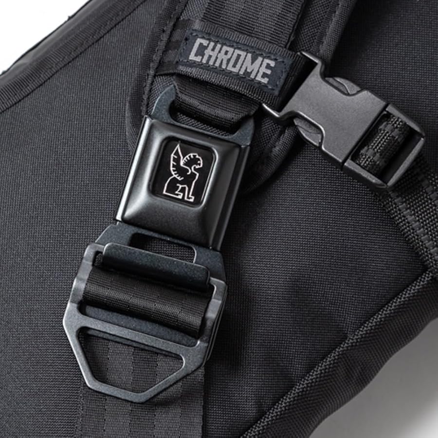 Amazon | [マキャベリック] ボディバッグ CHROME e-KADET BLACK(019