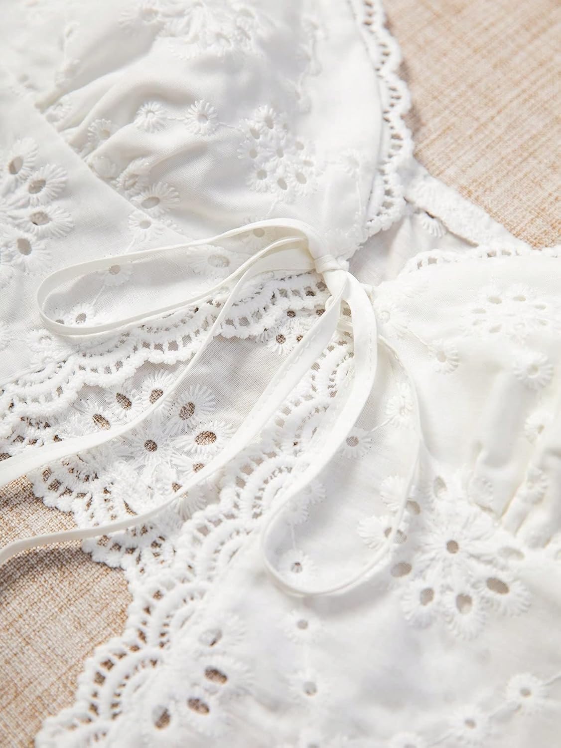 SweatyRocks Women's Casual Hollow Out Tie Front Cami Top Lace Trim Slim Fit Crop Tops - Image 3