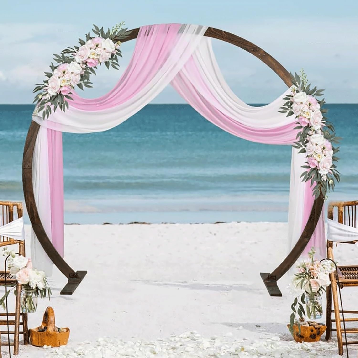 Arco di nozze rotondo in legno romantico decorazione da giardino all'aperto per cerimonie sfondo perfetto per matrimoni, anniversari ed eventi speciali.