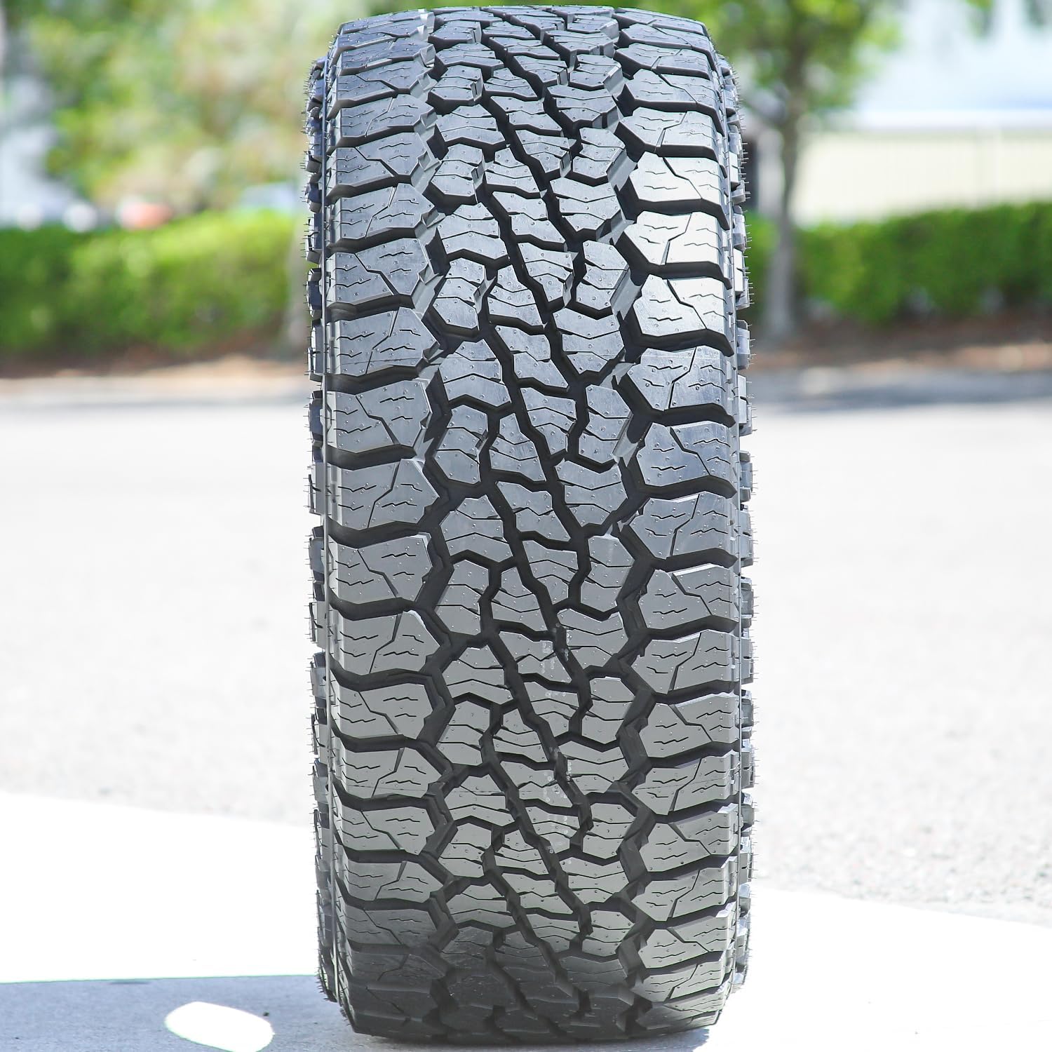 Venom Power Swampthing A/T Xtreme Dirt Truck/SUV All-Terrain Off-Road Radial Tire-HL 275/50R22 275/50/22 275/50-22 116H Load Range XL 4-Ply BSW Black Side Wall