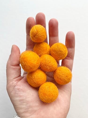 Miniatura 6 de 2.5 cm handmade felt balls - Bulk Quantity 50 - Halloween Colors Pumpkin, Orange, Lime, White, Black - 100% Wool Poms for Crafting, Garland Making,