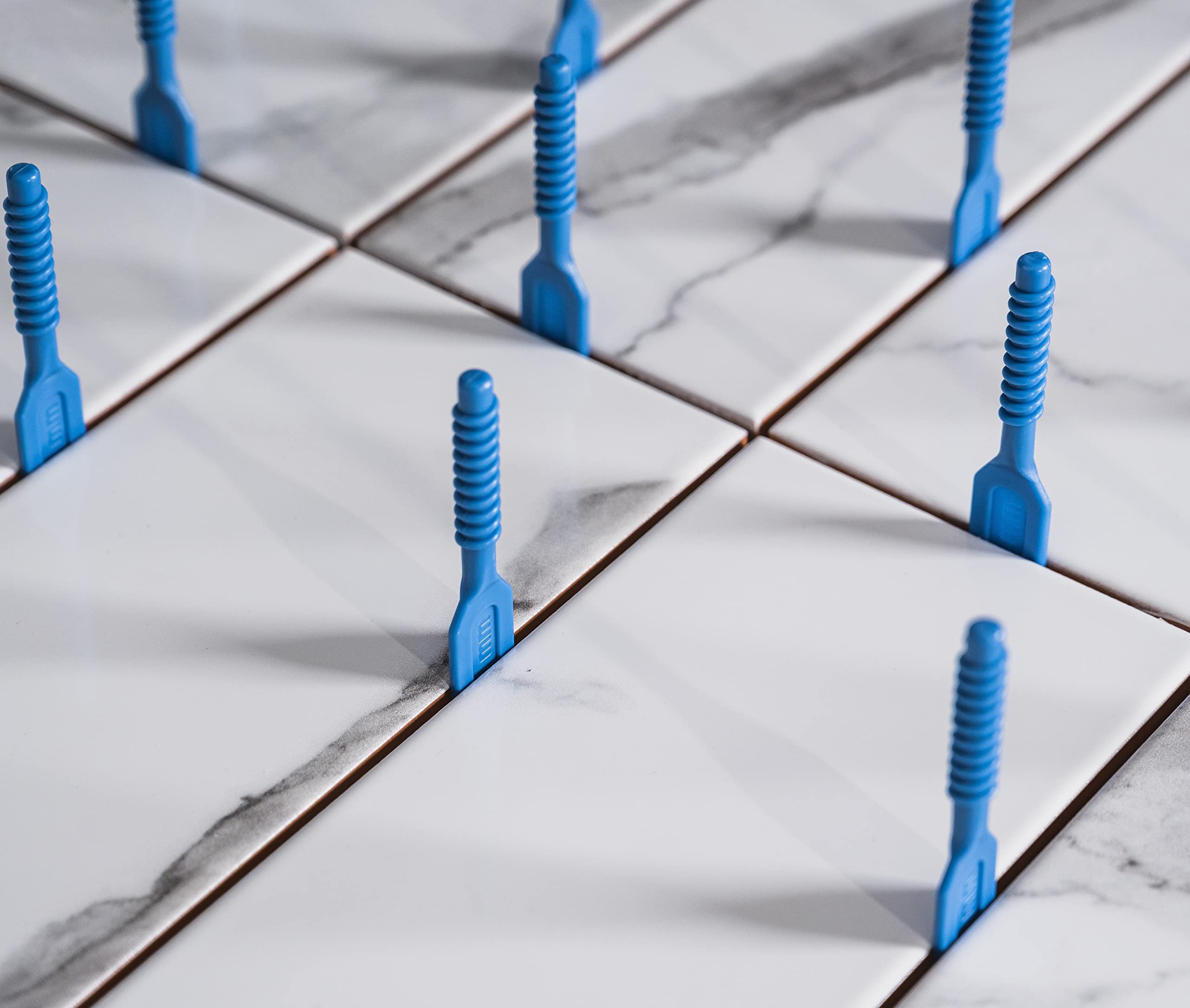 Croisillon autonivelant à visser base droite 2 mm (500)
