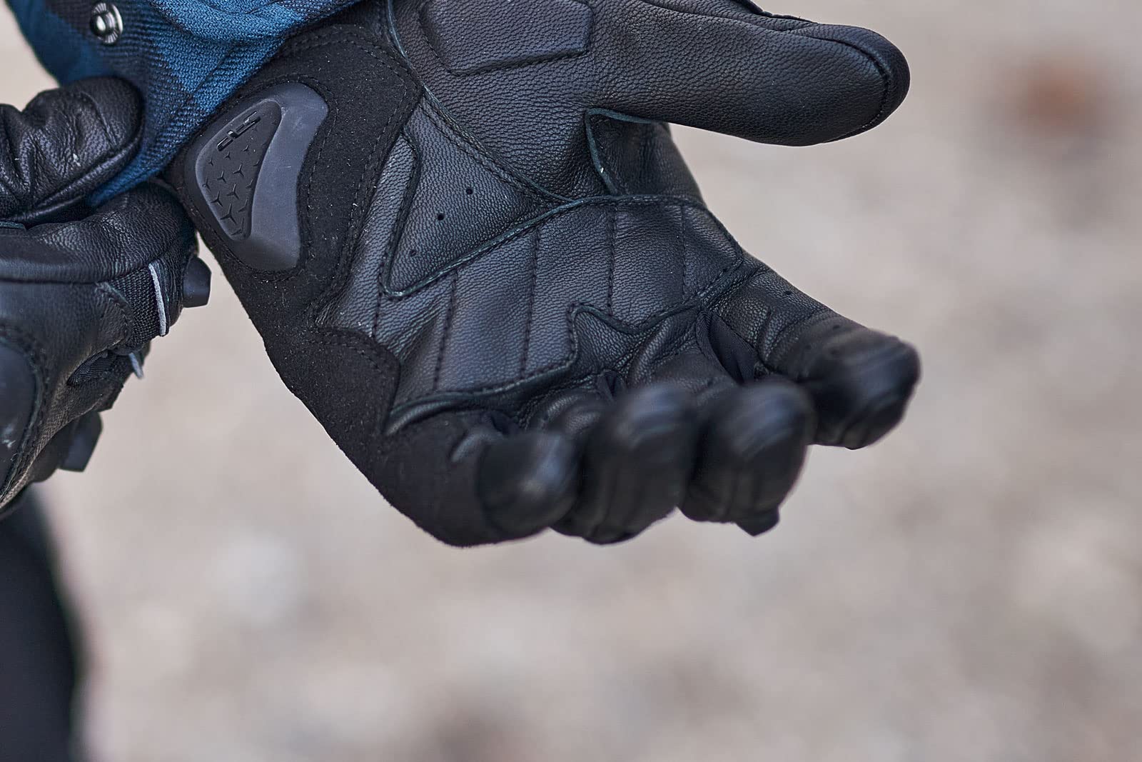 SHIMA SPARK 2.0 Rękawice motocyklowe dla mężczyzn, ekran dotykowy, letnie, sportowe skórzane rękawiczki do jazdy motocyklistów, z osłoną na kostki z TPU, suwakami dłoni i palców, wzmocnione dłonie (czarne, XL)