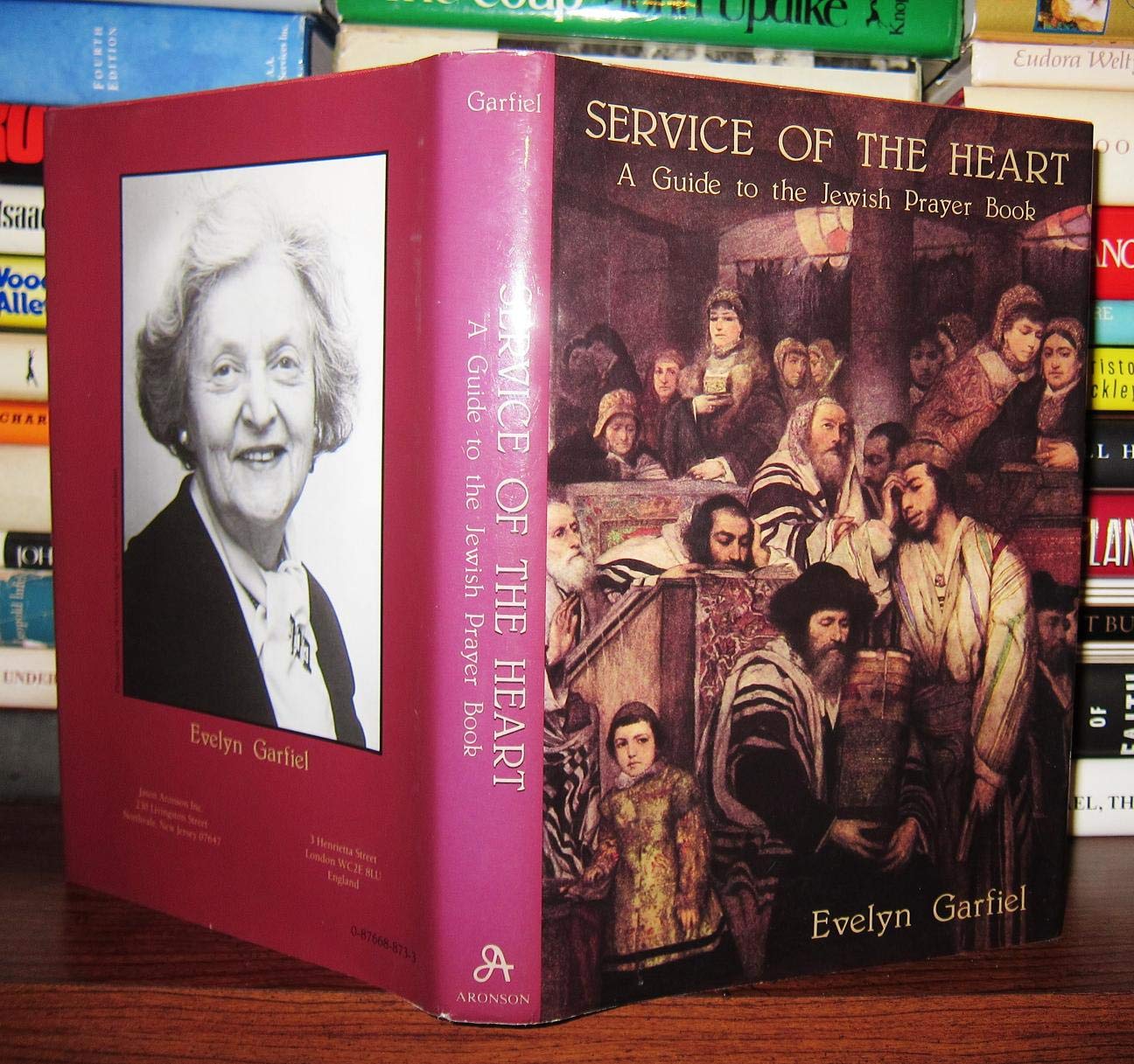 Buy Service of the Heart: Guide to the Jewish Prayer Book — BookShops.in