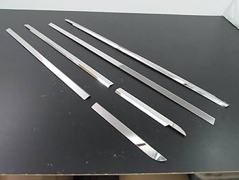 ★トヨタ ハイラックスサーフ 180/185 ドア ベルト 水切り モール ゴム トヨタ ハイラックスサーフ 180/185 ドア ベルト 水切り モール