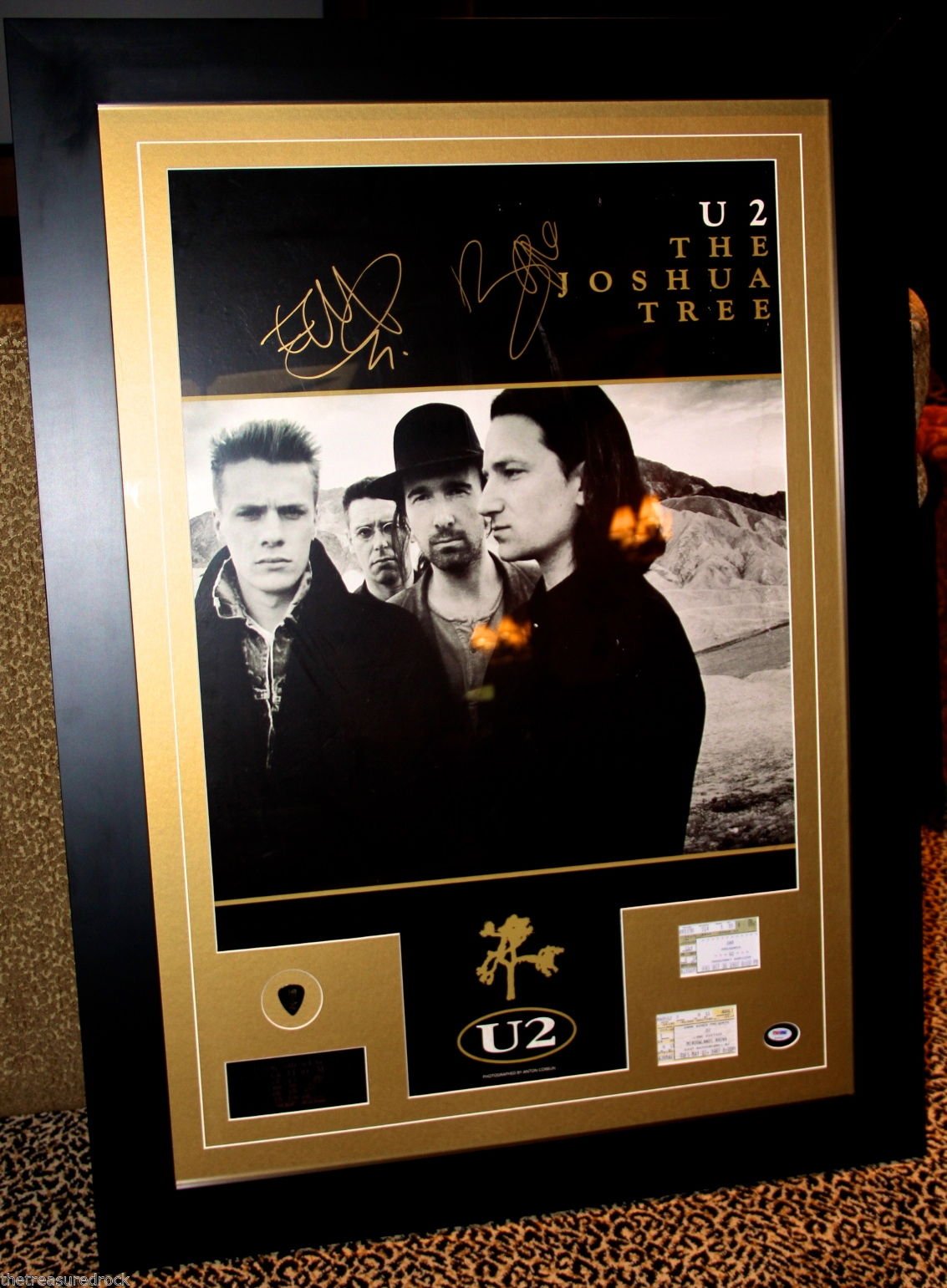 Ｕ２ サイン ユーツー ボノ エッジ 直筆 パンフレット U2 Bono The Edge signed autograph poster FRAMED guitar pick ticket