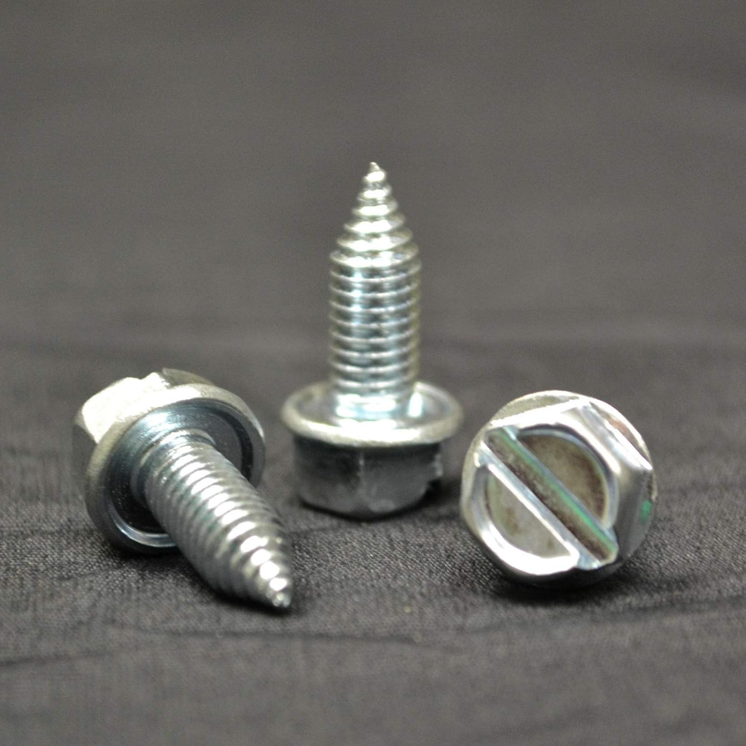 au-ve-co PRODUCTS Birght Zinc Finish Cone Point License Plate Screws (2000)