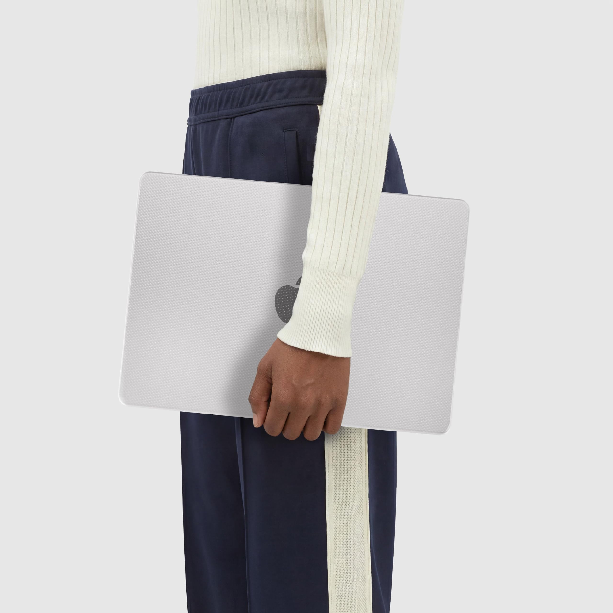 PIPETTO Custodia rigida a pois per MacBook Air 13.6 (M5, M4, M3, M2), custodia sottile per MacBook, copertura per laptop, guscio rigido protettivo, resistente ai graffi (trasparente), trasparente
