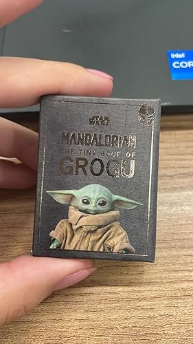 Amazon | Star Wars: The Tiny Book of Grogu (Star Wars Gifts and