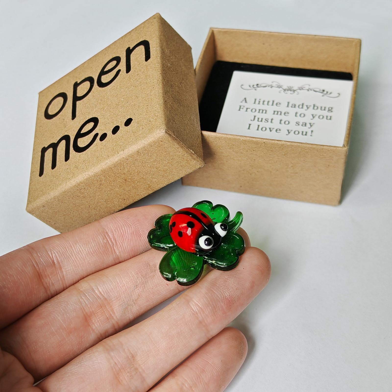 Laozai I Love You Gift, Lucky Charm,Hand-Blown Mini Crystal Ladybug on 4-Leaf Clover Figurine Perfect Good Luck Gift for Him Boyfriend or Girlfriend Valentine's Day Anniversary