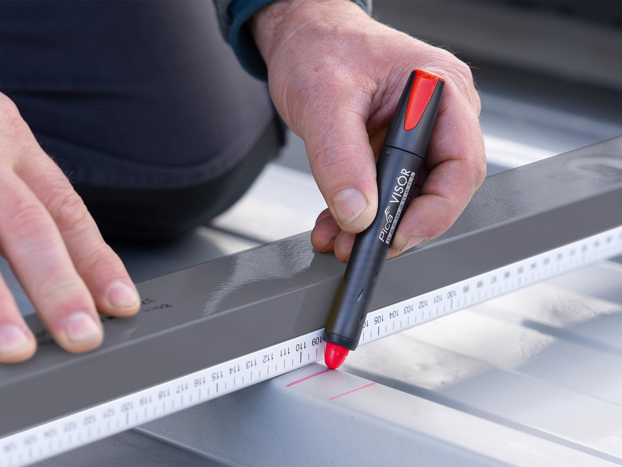 Pica Master Belt 55060 | Sac de Ceinture de qualité | Ceinture Porte‑Outils pour Artisans | Contient Pica Dry 3030, Dry Mines 4020, Ink Noir, Visor Permanent 990/40, Instant‑White 532