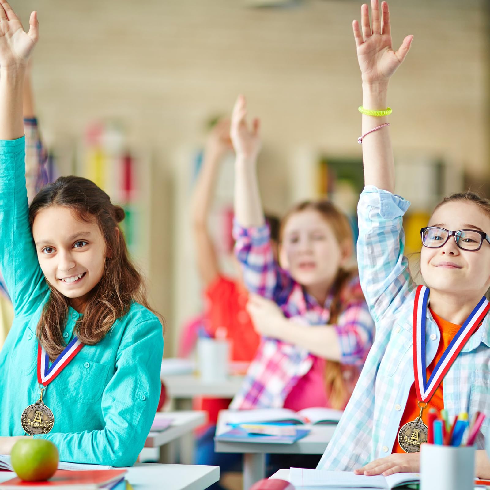 Quelay 30/60 medallas de oro de 2 pulgadas para ganadores de premios, a granel con cintas para el cuello, trofeo de metal, medallas de regalo para estudiantes, adultos, torneos escolares