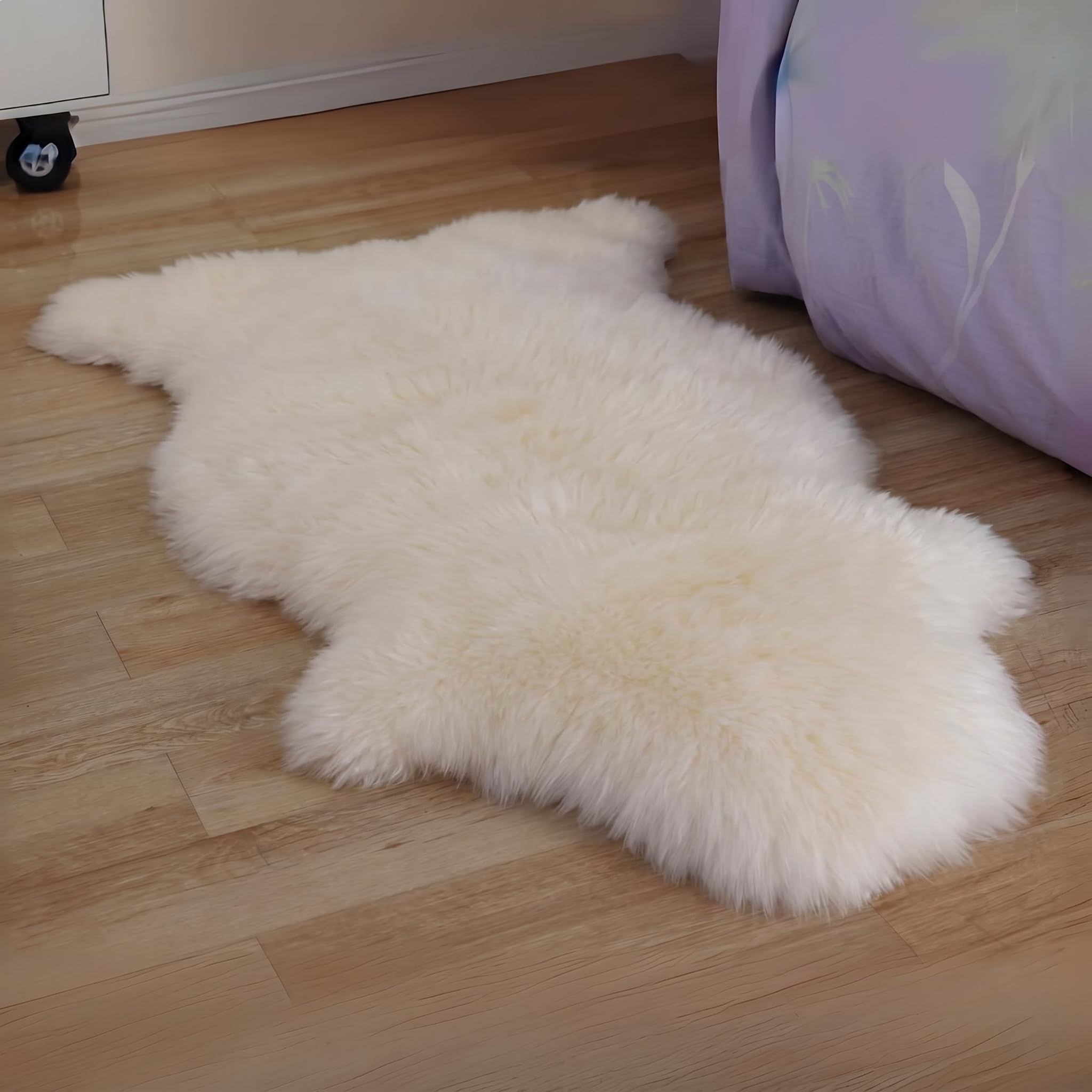 Woolous Schaffell Echt 90x60 cm – Weiches Lammfell Teppich Weiß, Flauschiger Bettvorleger aus Natürliche Neuseeländischer Sofa, Stuhl & Schlafzimmer Deko