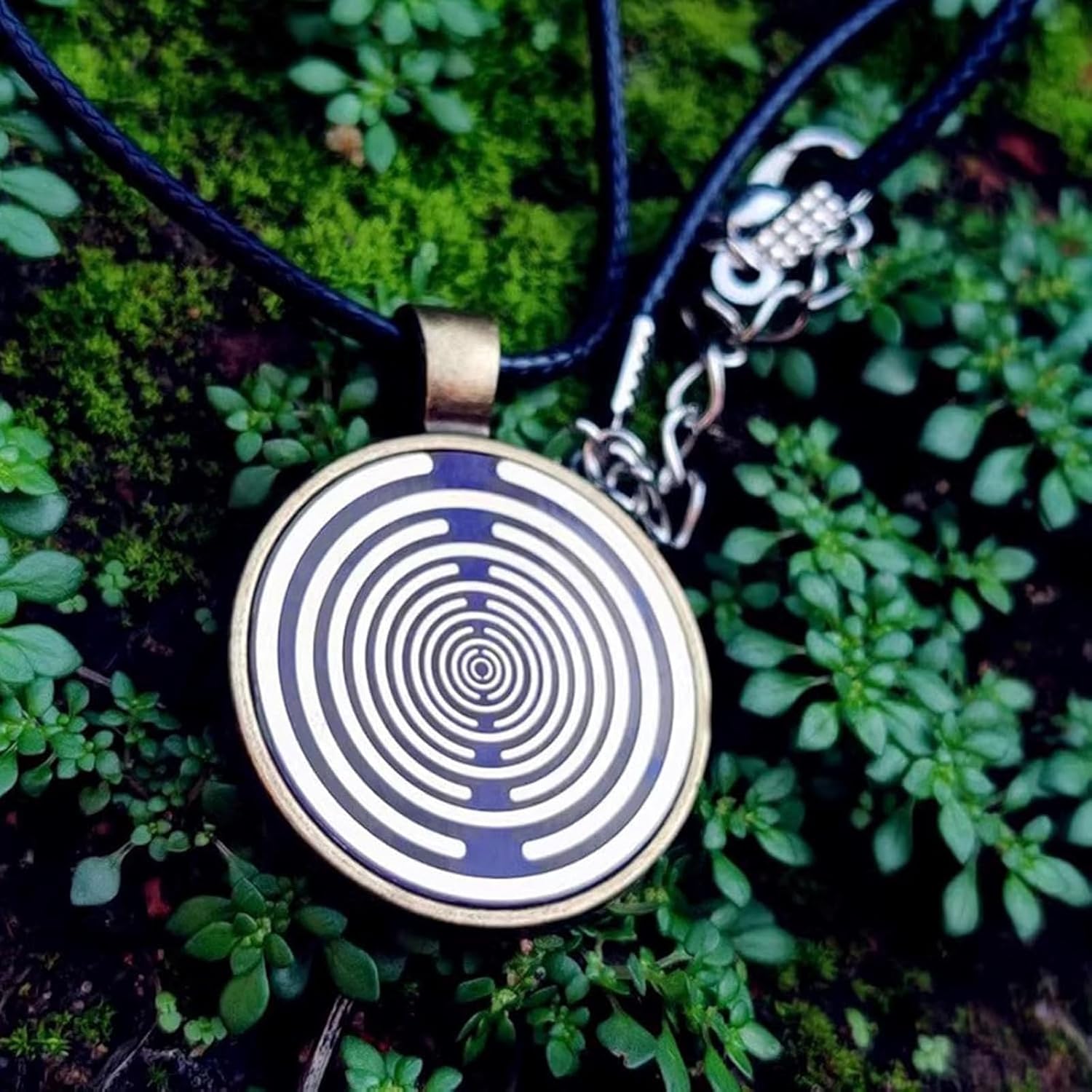 Magnetic Field Antenna Pendant, MWO Polarizing Disc, Multi Wave Oscillator Tesla Coil, 2.5cm Diameter Disc + 50cm Strap Lengt, Hanging Device for Yoga Room, Meditation