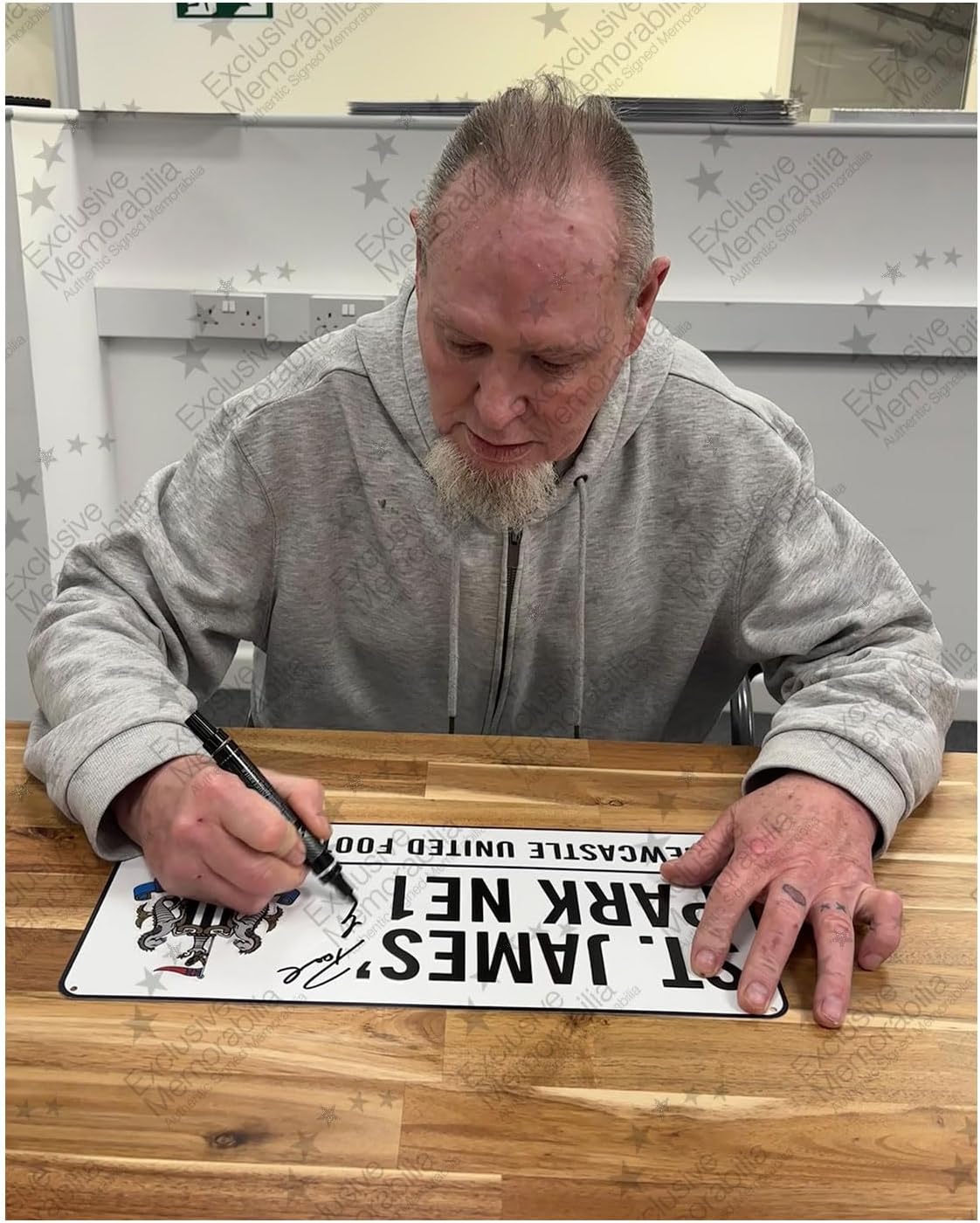 Paul Gascoigne Signed Newcastle United Street Sign