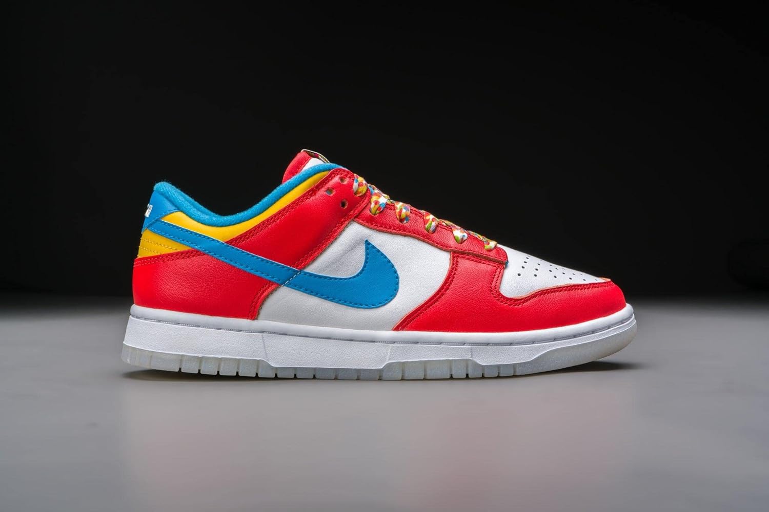 Nike Men's Dunk Low Retro Sneaker - Image 2