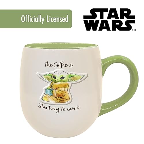 Miniatura 6 de ICUP Star Wars Mandalorian Grogu Starting To Work The Coffee Is Embossed Taza de cerámica de 14 onzas