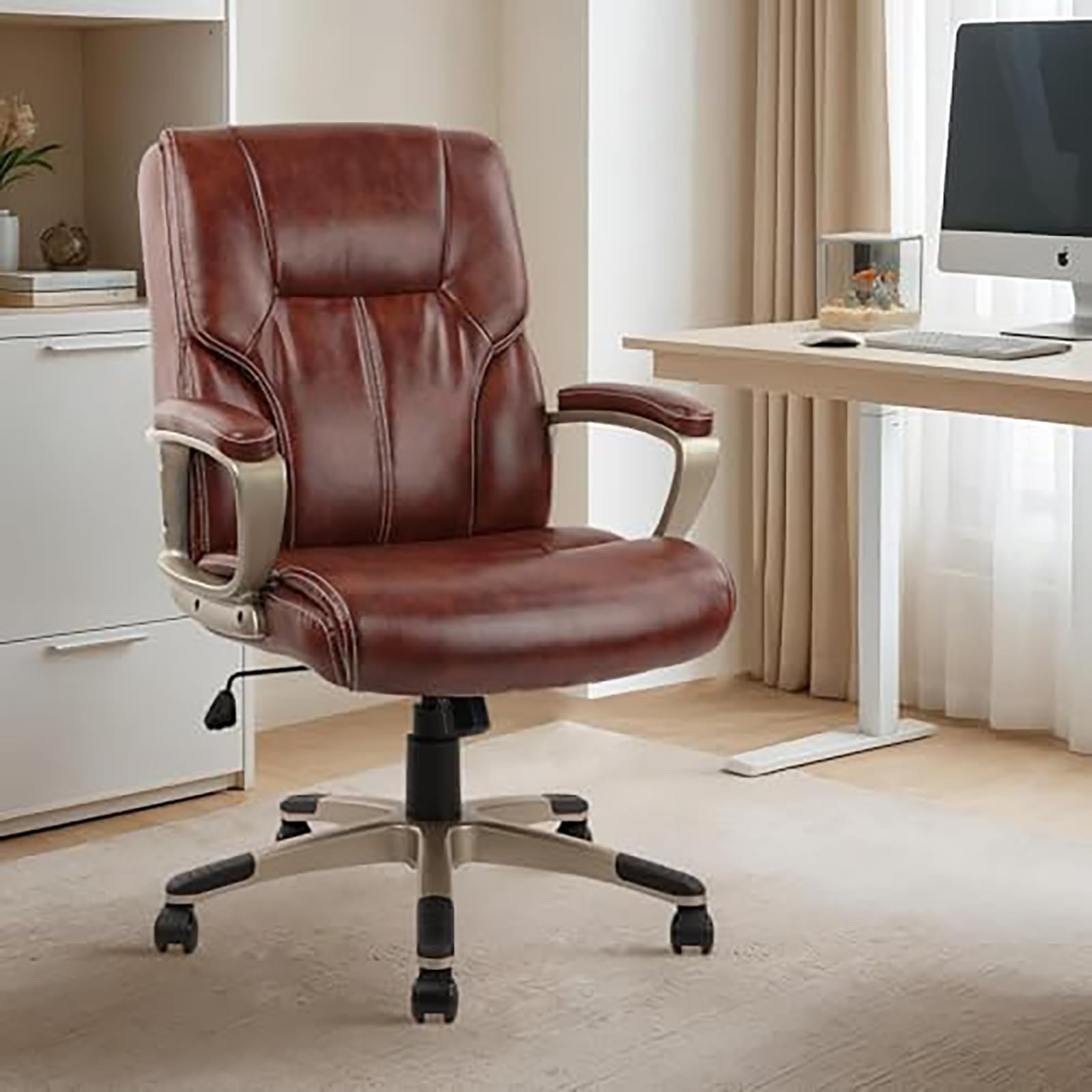 CLATINA Chefsessel Hohe Rückenlehne PU Leder Bürostuhl mit Rollen Armlehnen Ergonomische Lendenstütze Höhenverstellbar 360° Drehbarer Schreibtischstuhl für Konferenzraum Homeoffice Braun